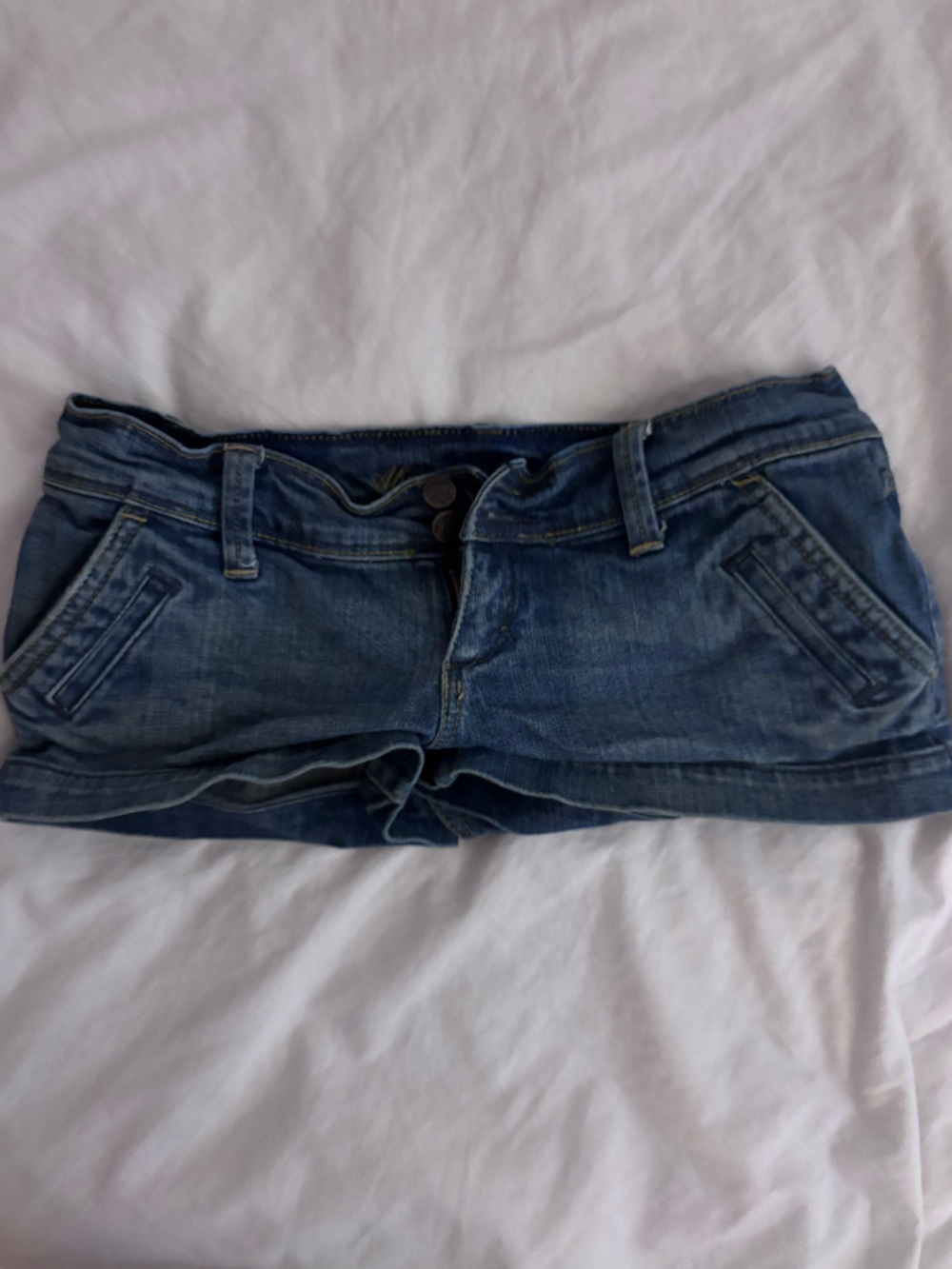 Vintage Abercrombie & Fitch Women's Dark Blue Boyfriend Jeans
